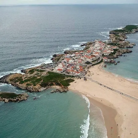 Casa Da Ilha Do بيت للعطل
